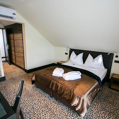 Hotel Seebrunn Am Wallersee Henndorf am Wallersee Chambre photo