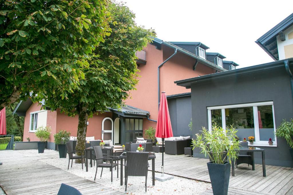 Hotel Seebrunn Am Wallersee Henndorf am Wallersee Extérieur photo